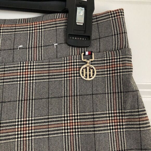 Tommy Hilfiger Women's Dress Pants Size 10 Pullon Career Plaid Flat Front Strech - Picture 5 of 9